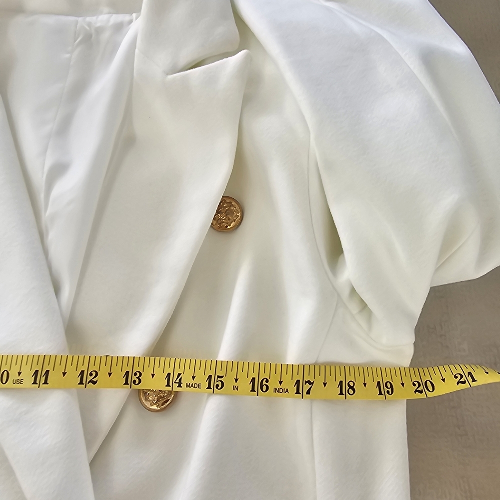 Elegant Woman's White Double-Breasted Fall/Winter Classic Coat with Gold Buttons - Picture 11 of 13